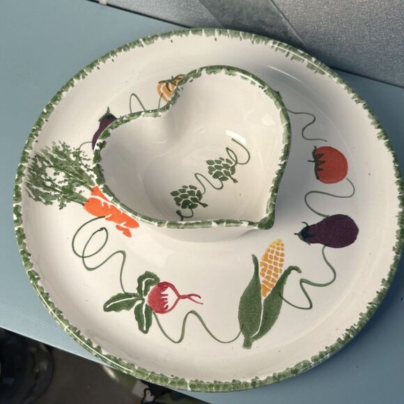 Vintage Chaparral Pottery USA Serving Platter with Heart Bowl – Vegetable Motif - Picture 1 of 7